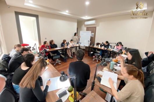 mo-tiem-phun-xam-can-nhung-gi (2)